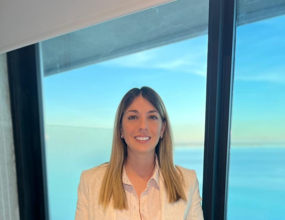 Dra. Eliana Oudin — Directora de Oudin Legal